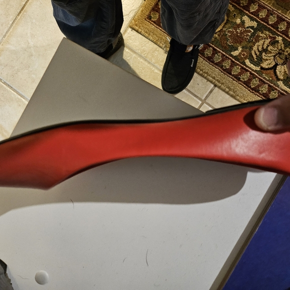 Shoes - Picture 2 of 4